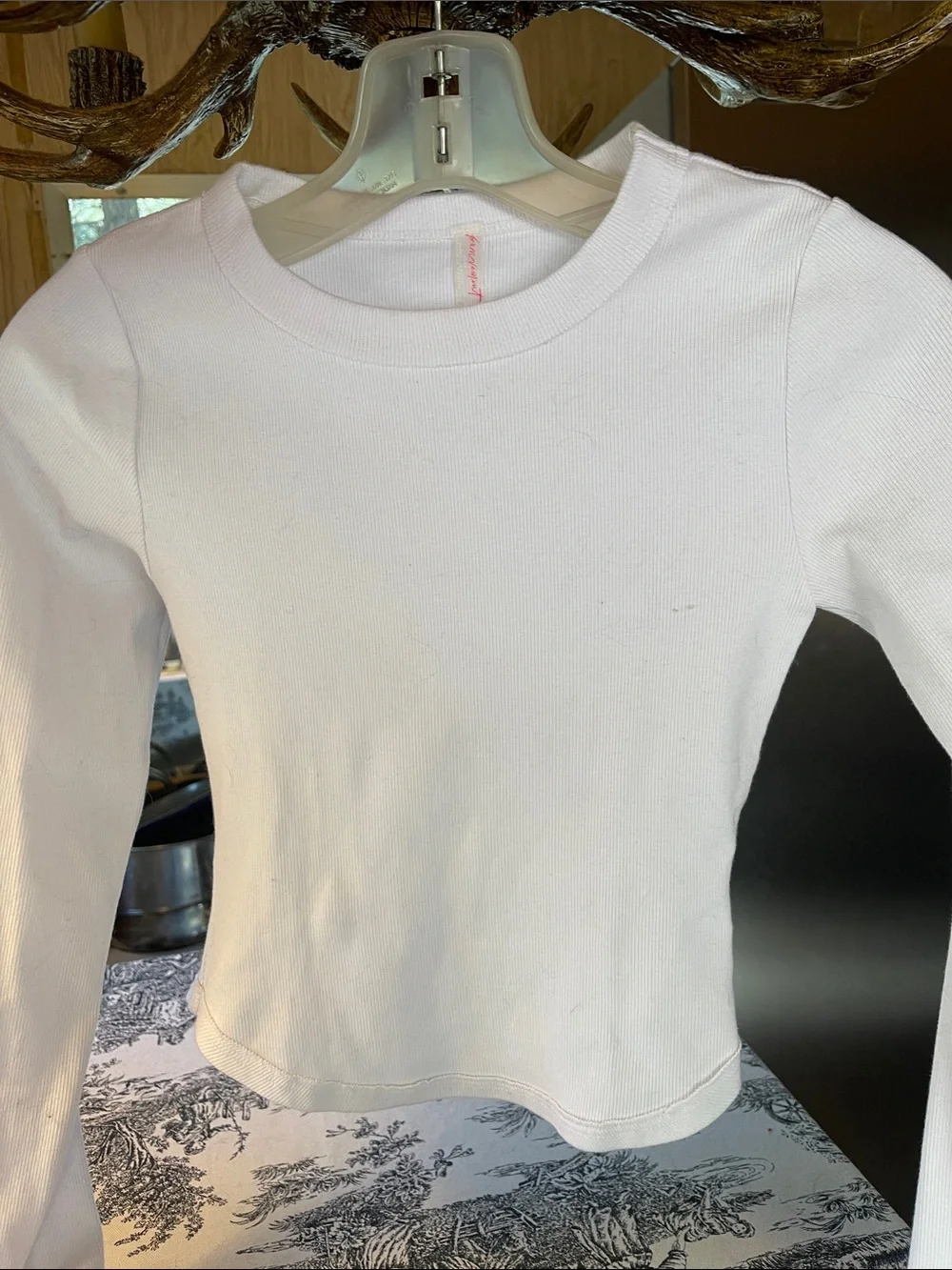 Free people movement stretchy white cropped top - Picture 1 of 6